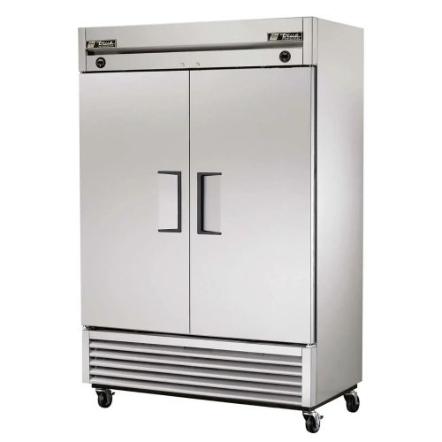 True T-49DT-HC, 54-Inch Dual Temp Combination 2-Door Reach-In Refrigerator/Freezer
