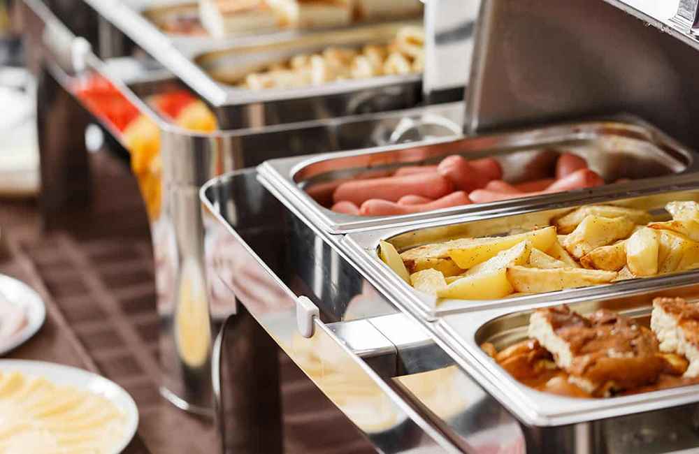How Restaurants and Caterers Keep Food Hot and Cold in 2023