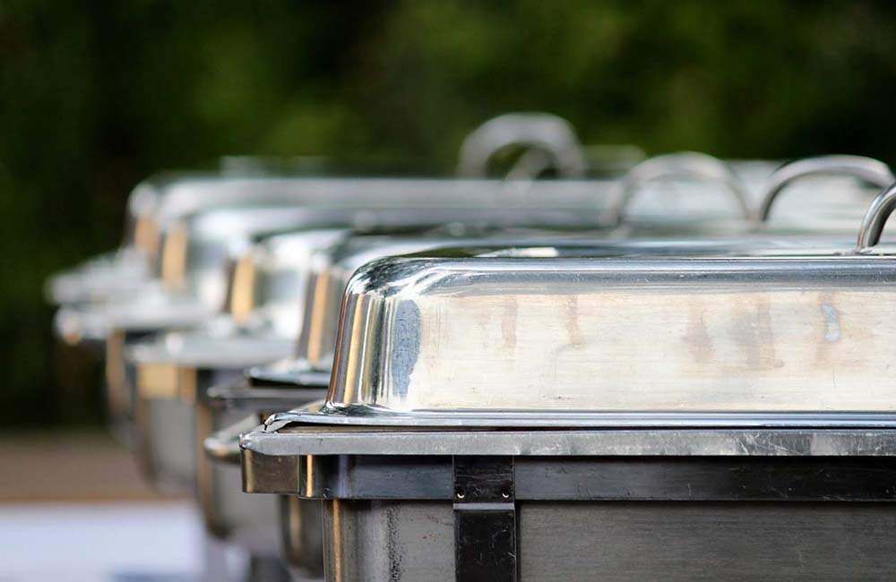 containers that keep your food hot